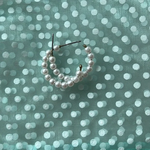 H&M Francesca’s Irregular faux pearls balls and hoop earrings & necklace LOT - Picture 11 of 17